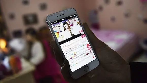 快手直播：将严厉打击直播间展示、传播色情低俗内容