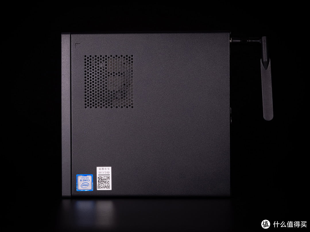 一升的迷你小钢炮 篇一:联想 Lenove ThinkCentre M920x Tiny 独显款迷你机展示 一升的迷你小钢炮 篇一:联想 Lenove ThinkCentre M920x Tiny 独显款迷你机展示