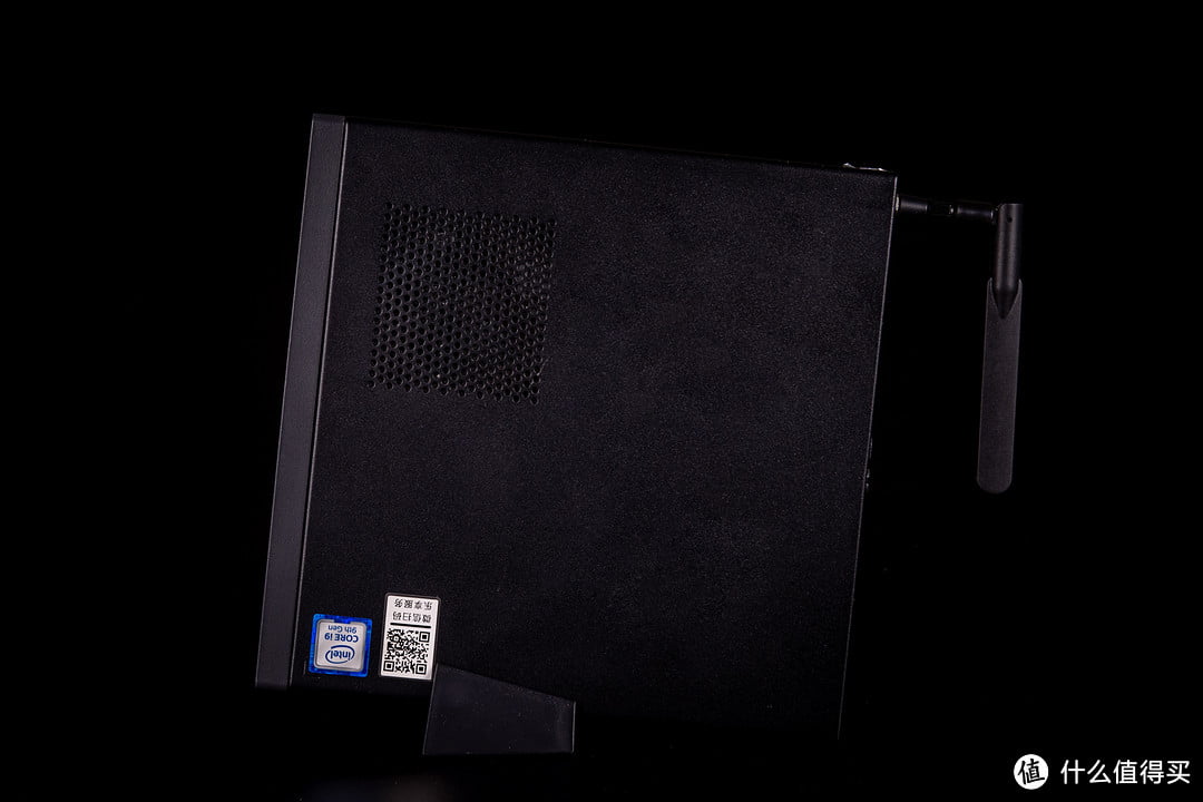 一升的迷你小钢炮 篇一:联想 Lenove ThinkCentre M920x Tiny 独显款迷你机展示 一升的迷你小钢炮 篇一:联想 Lenove ThinkCentre M920x Tiny 独显款迷你机展示