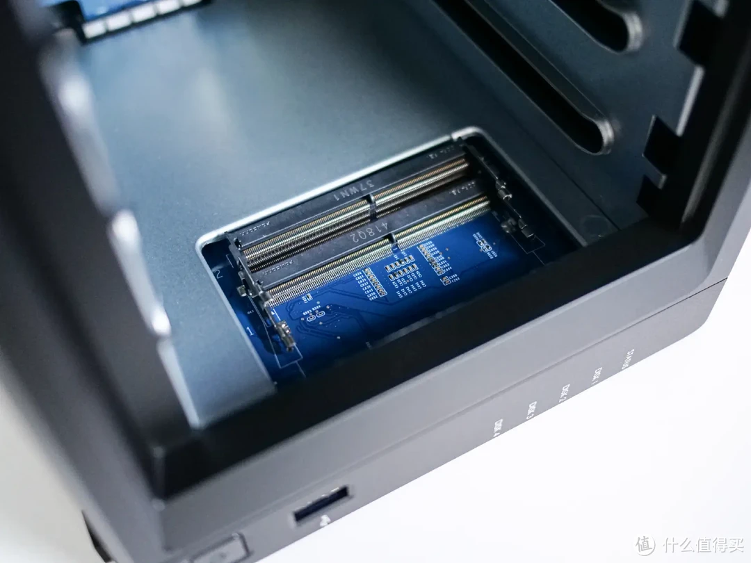 初创小微企业NAS怎么选？商用还是推荐群晖，附小公司群晖DS923+部署实操