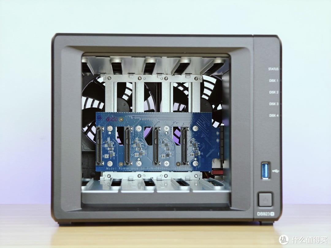 网管的自我修养 篇五十三：专业NAS救我狗命！一个学校网管的群晖DS923+体验分享