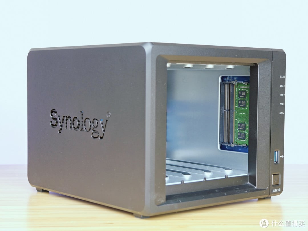 网管的自我修养 篇五十三：专业NAS救我狗命！一个学校网管的群晖DS923+体验分享