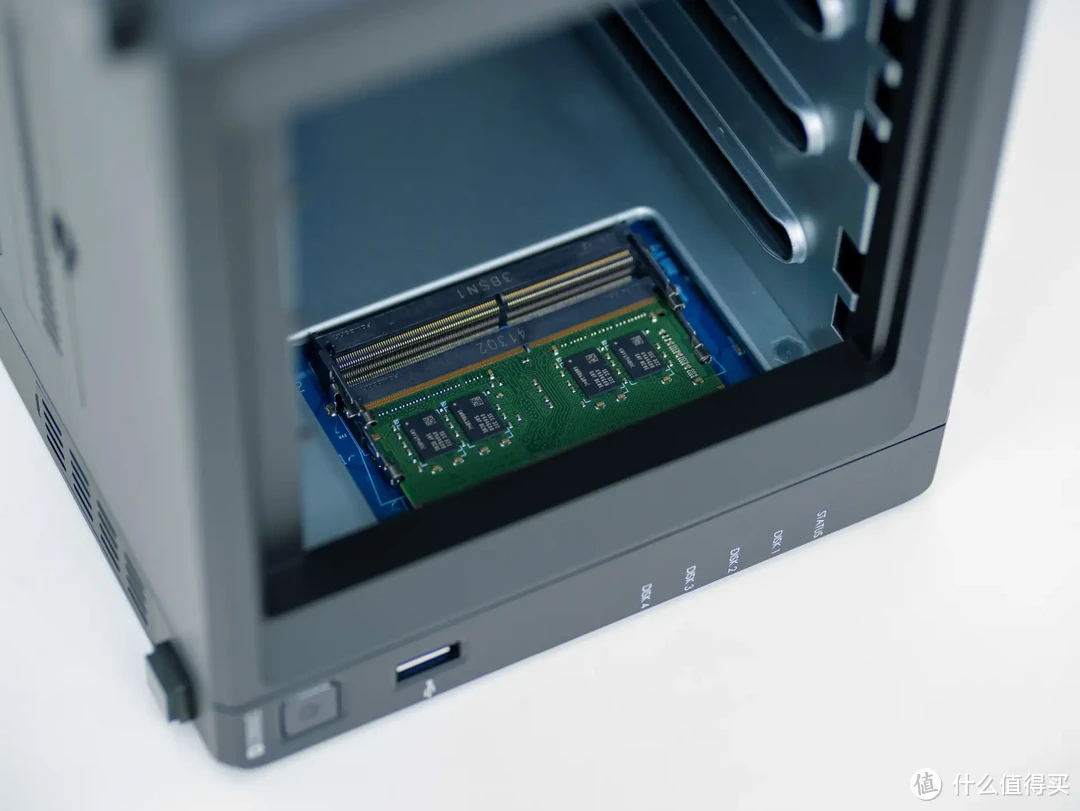 稳定为王,拒绝翻车!以群晖DS923+为例,谈谈中小企业如何选购办公NAS 稳定为王,拒绝翻车!以群晖DS923+为例,谈谈中小企业如何选购办公NAS