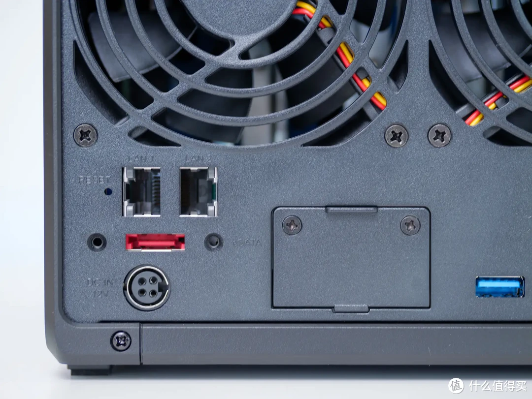 稳定为王,拒绝翻车!以群晖DS923+为例,谈谈中小企业如何选购办公NAS 稳定为王,拒绝翻车!以群晖DS923+为例,谈谈中小企业如何选购办公NAS