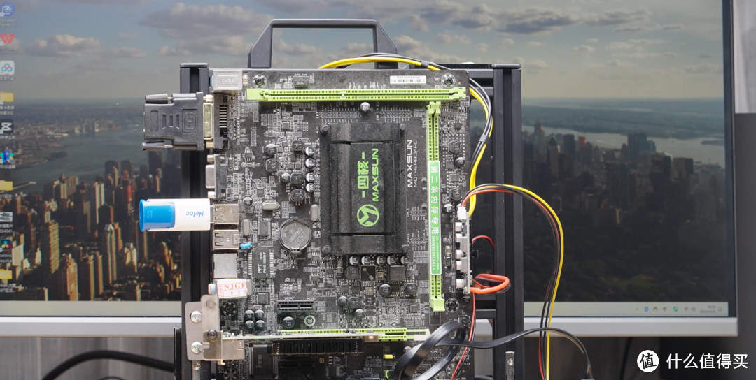 人人都有nas用!只要450元DIY一台N5095N5105双盘位!物理机黑群晖NAS!并完美开启硬件转码! 人人都有nas用!只要450元DIY一台N5095N5105双盘位!物理机黑群晖NAS!并完美开启硬件转码!