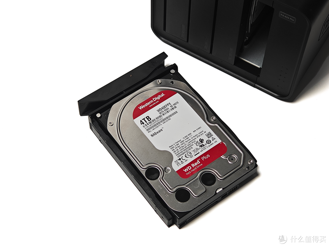 性能与安全完美融合,铁威马F4-424 Pro专业级NAS实测分享! 性能与安全完美融合,铁威马F4-424 Pro专业级NAS实测分享!