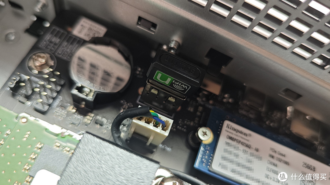 ZimaCube Pro独家首发硬件拆解