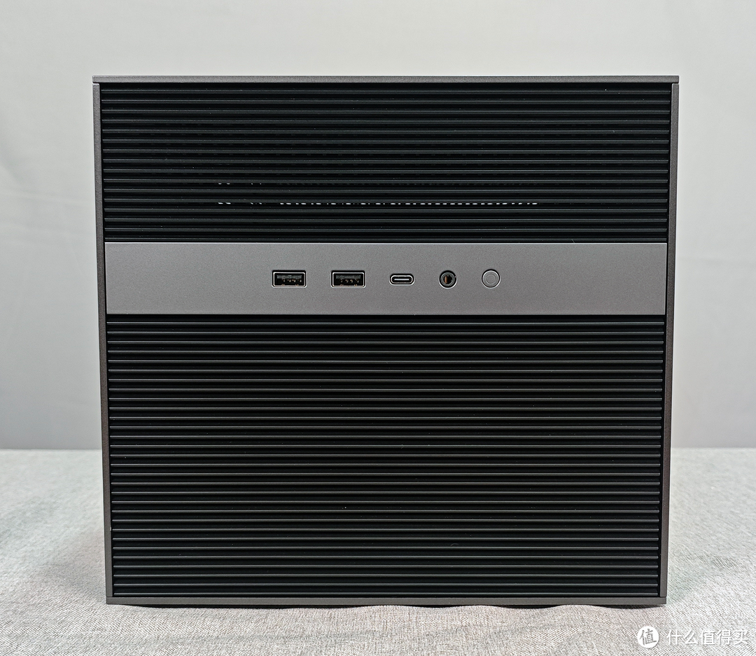 ZimaCube Pro独家首发硬件拆解