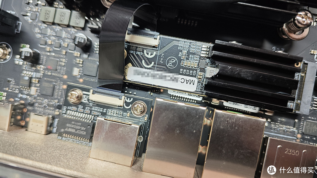 ZimaCube Pro独家首发硬件拆解