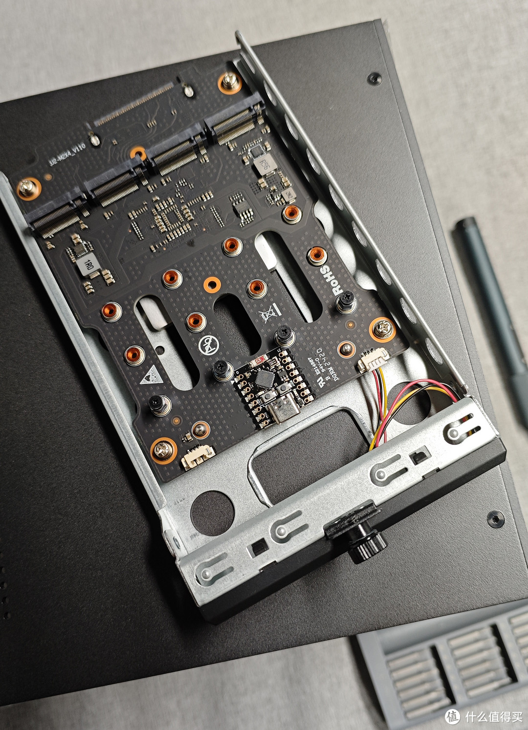 ZimaCube Pro独家首发硬件拆解