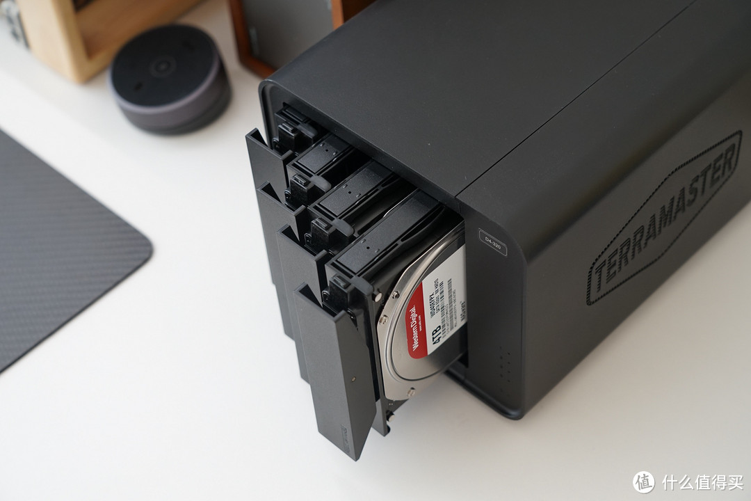 数据备份简单好用、88TB超大存储：铁马威D4-320硬盘柜分享