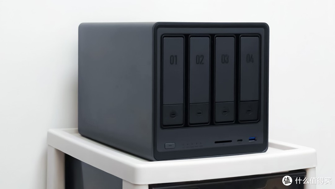 有一说一，绿联私有云部署docker确实很方便，小白也能入手，照抄教程就行了