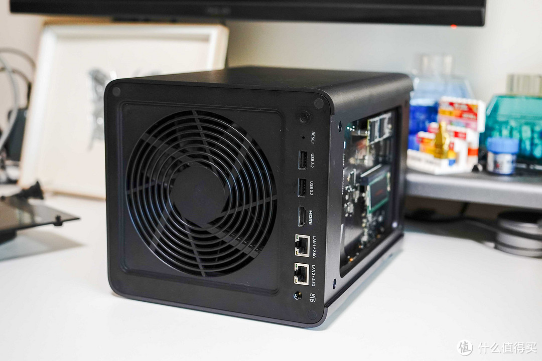 NAS爆改游戏主机再套娃黑群晖丨海康存储R1全新DIY玩法教程 NAS爆改游戏主机再套娃黑群晖丨海康存储R1全新DIY玩法教程