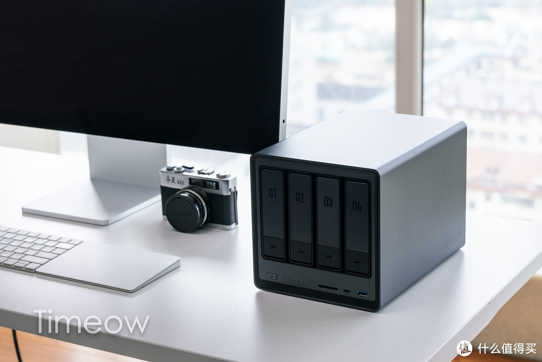 一台搞定全家人的照片备份!影音、办公、安全功能全面进化 聊一聊全新的绿联DXP4800私有云NAS 一台搞定全家人的照片备份!影音、办公、安全功能全面进化 聊一聊全新的绿联DXP4800私有云NAS