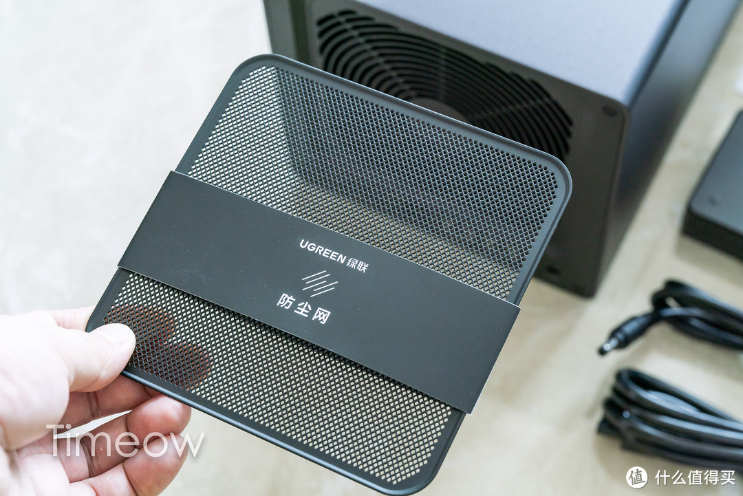 一台搞定全家人的照片备份!影音、办公、安全功能全面进化 聊一聊全新的绿联DXP4800私有云NAS 一台搞定全家人的照片备份!影音、办公、安全功能全面进化 聊一聊全新的绿联DXP4800私有云NAS