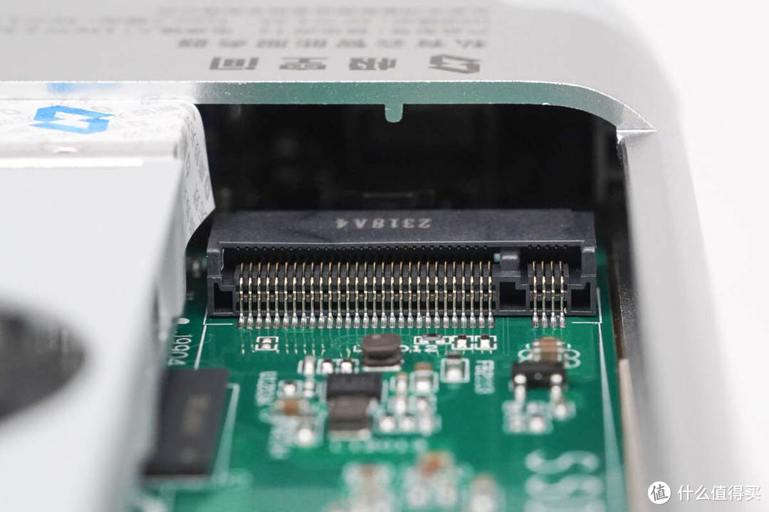 移动数据中心,移动娱乐、办公的最佳数据伴侣,极空间私有云T2评测 移动数据中心,移动娱乐、办公的最佳数据伴侣,极空间私有云T2评测