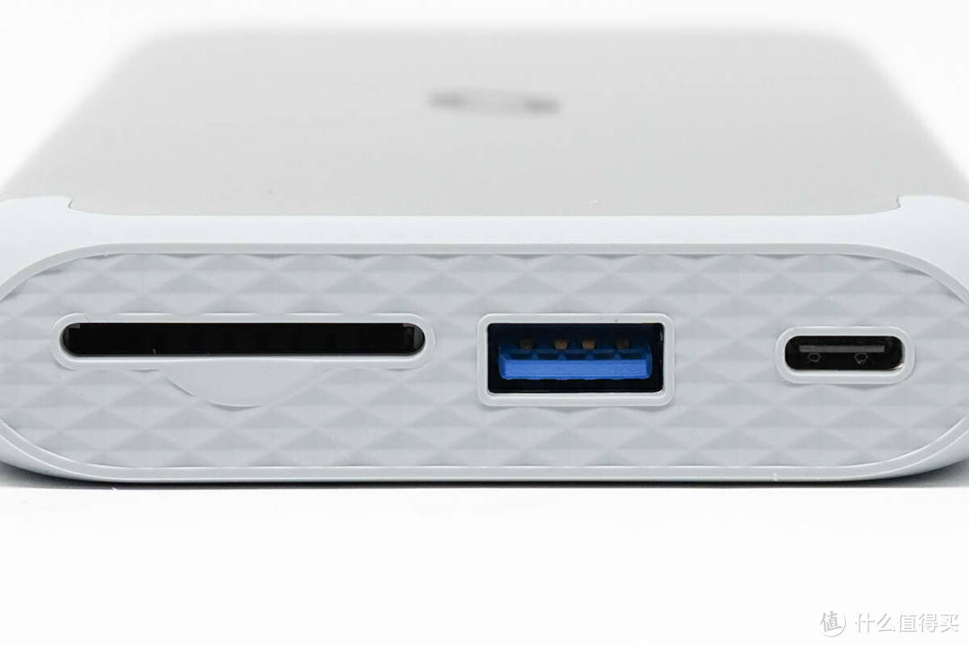 移动数据中心,移动娱乐、办公的最佳数据伴侣,极空间私有云T2评测 移动数据中心,移动娱乐、办公的最佳数据伴侣,极空间私有云T2评测