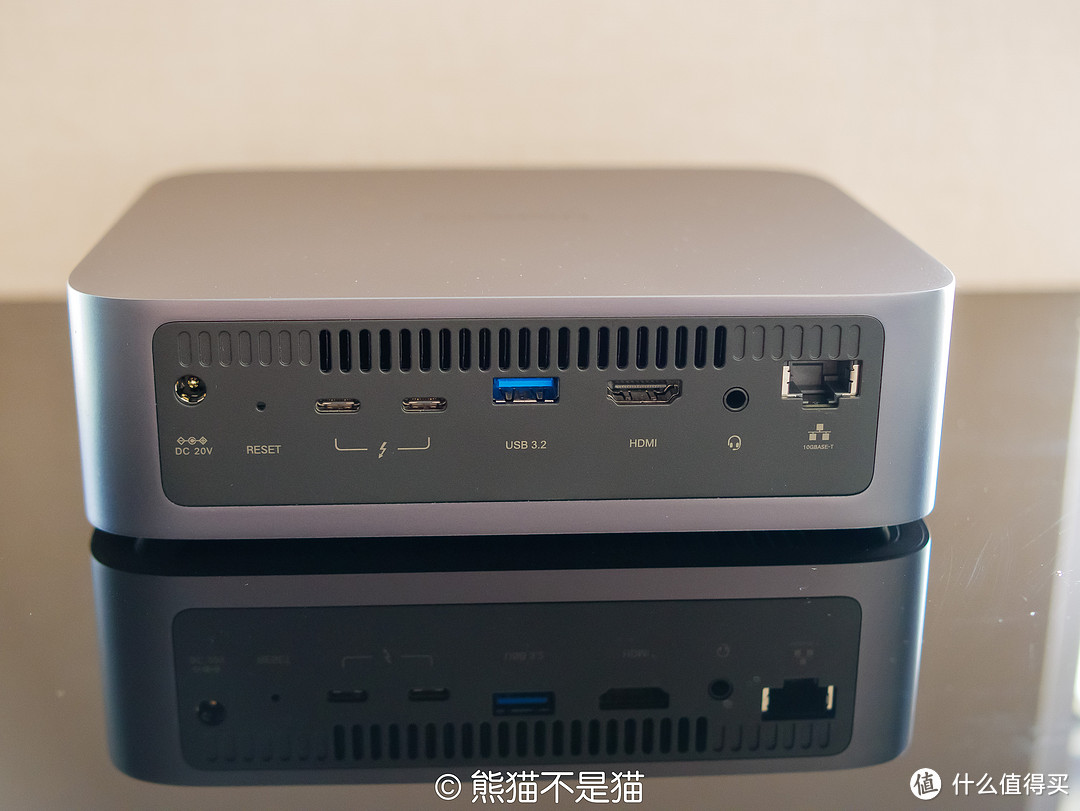 UGOS Pro现在如何了？全闪NAS真的有用吗？开箱绿联全闪NAS—DXP480T PLUS