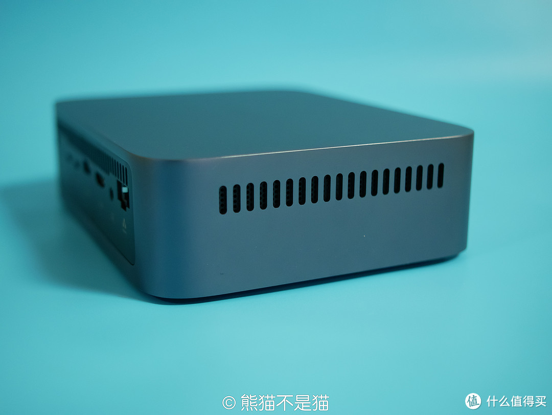 UGOS Pro现在如何了？全闪NAS真的有用吗？开箱绿联全闪NAS—DXP480T PLUS