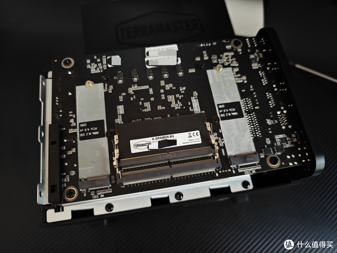 极客高性能NAS铁威马F4-424 Max搭载全新一代TOS6系统实测分享！