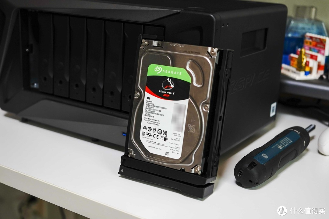 全新操作系统+模块化硬件设计丨企业级NAS极空间P8首发拆解评测 全新操作系统+模块化硬件设计丨企业级NAS极空间P8首发拆解评测