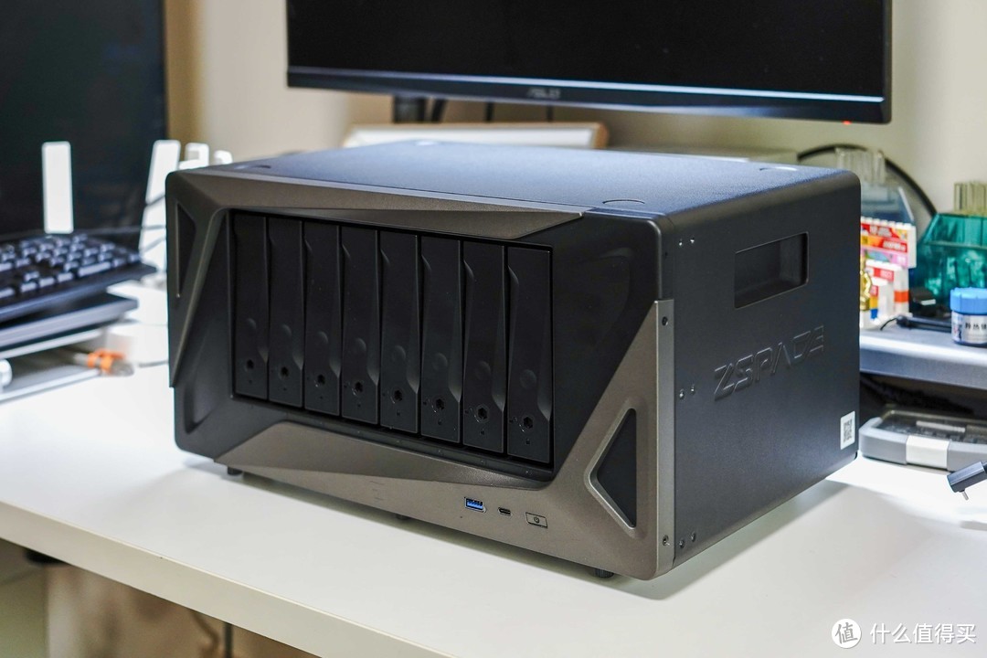 全新操作系统+模块化硬件设计丨企业级NAS极空间P8首发拆解评测 全新操作系统+模块化硬件设计丨企业级NAS极空间P8首发拆解评测