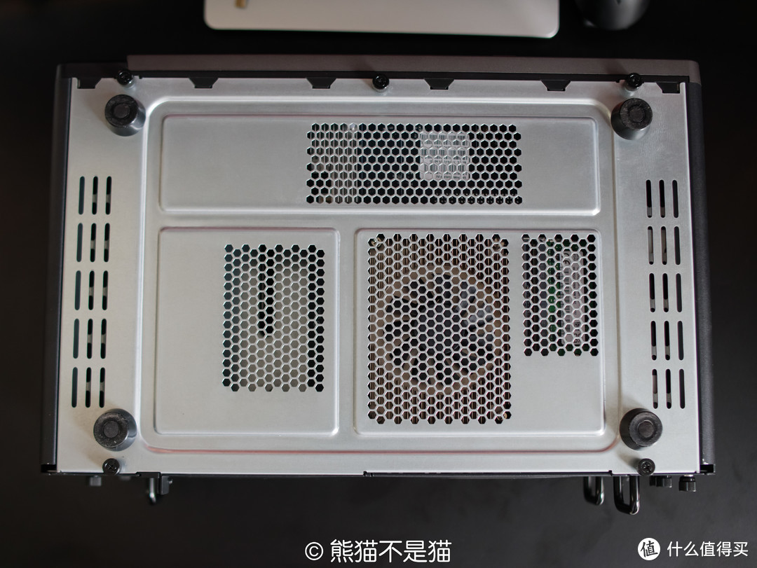 开疆！极空间企业级解决方案，迈向专业化的第一步——极空间P8上手体验