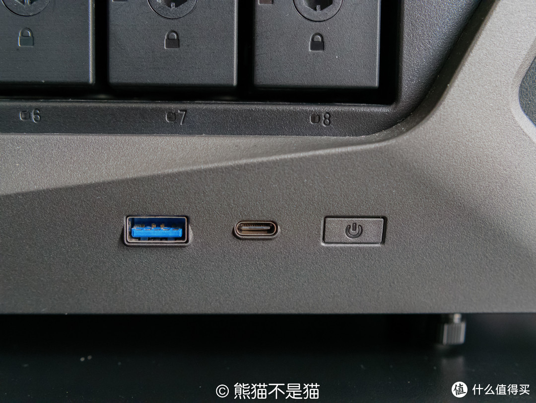 开疆！极空间企业级解决方案，迈向专业化的第一步——极空间P8上手体验