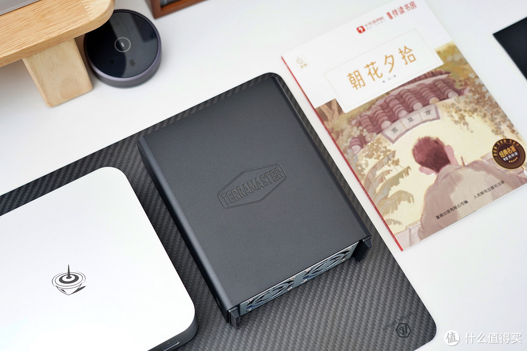 巴掌大小的私有云NAS,M.2全固态8盘设计:铁威马F8 SSD Plus评测 巴掌大小的私有云NAS,M.2全固态8盘设计:铁威马F8 SSD Plus评测