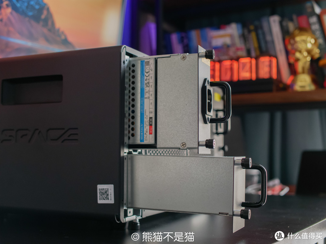 开疆！极空间企业级解决方案，迈向专业化的第一步——极空间P8上手体验