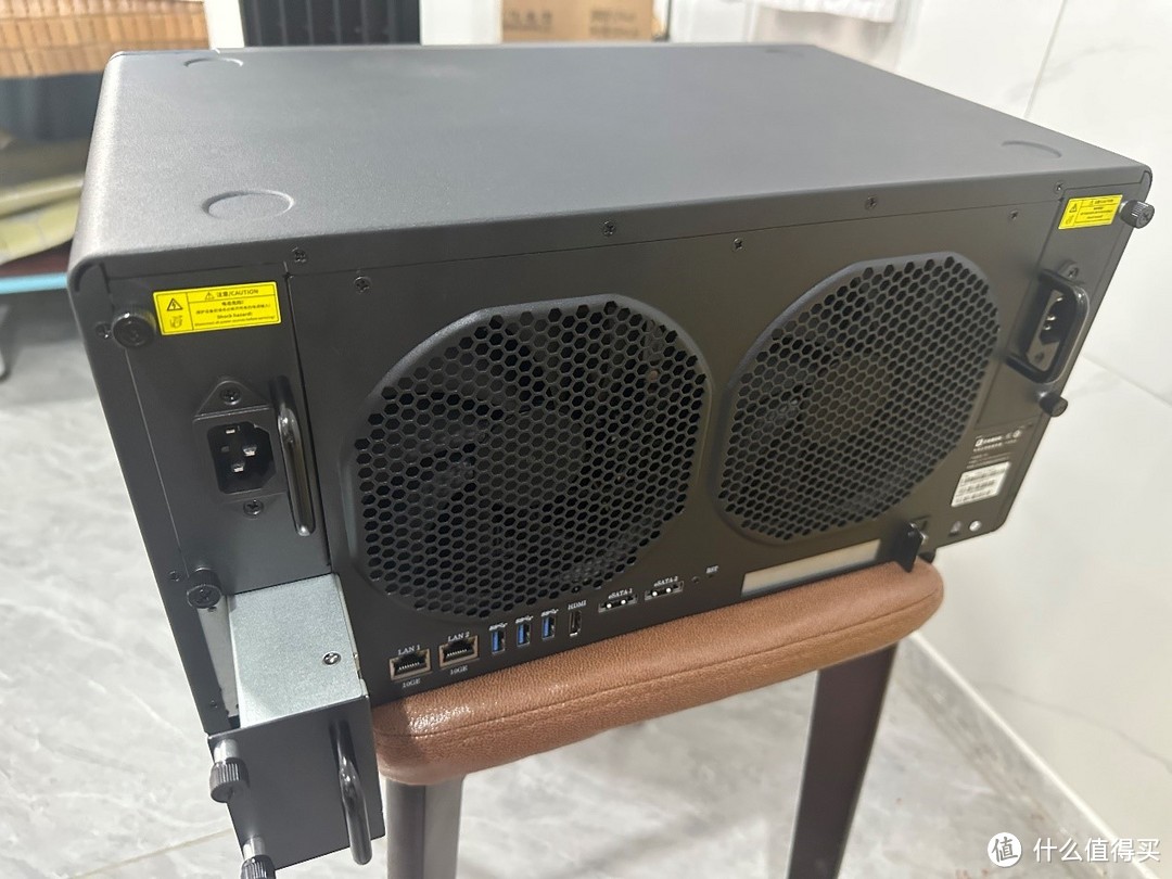 极空间企业级NAS P8评测之一开箱——目前进不了系统,建议现阶段不要购买 极空间企业级NAS P8评测之一开箱——目前进不了系统,建议现阶段不要购买