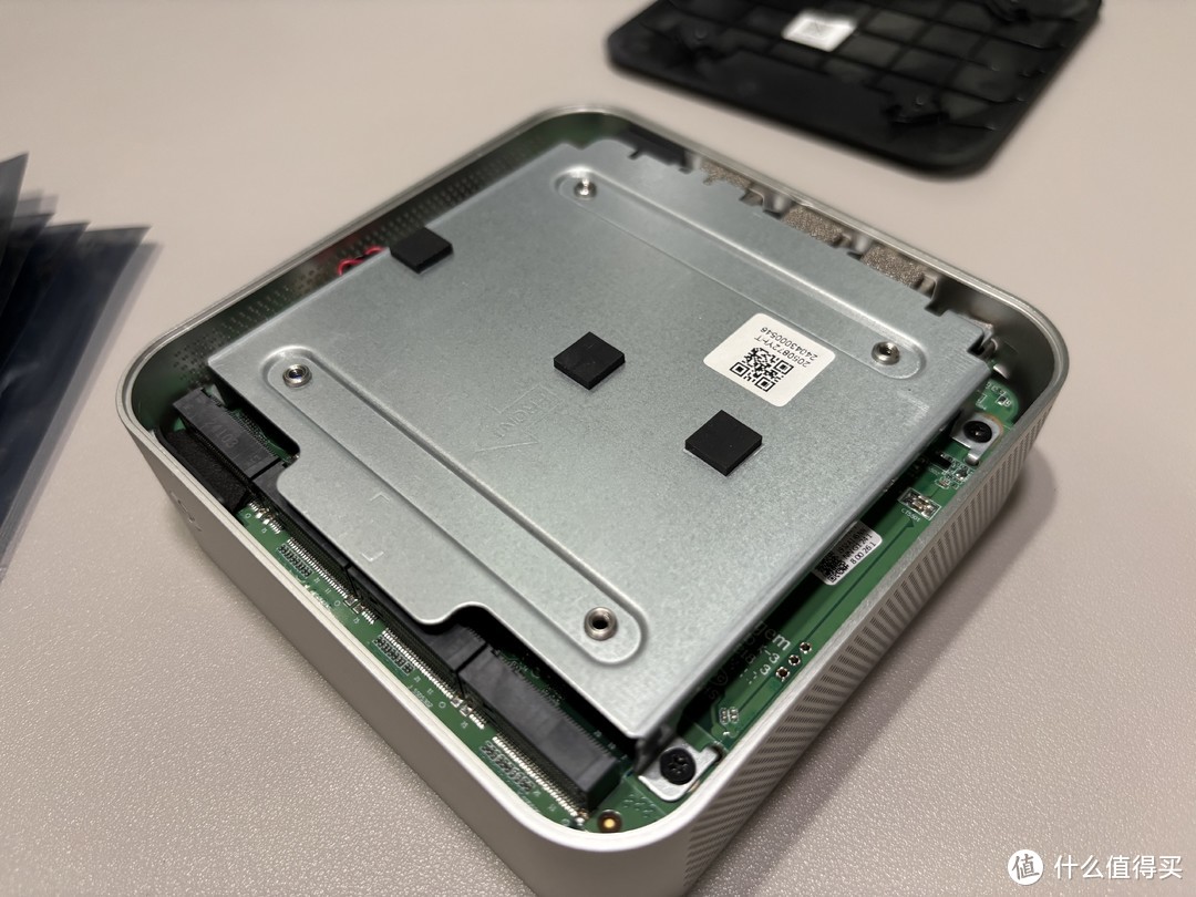 全闪 NAS + 飞牛OS，究竟有多强