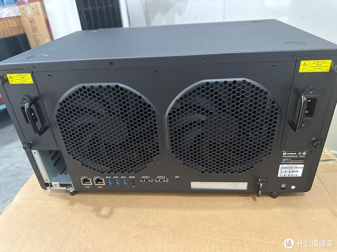 极空间企业级NAS P8评测之一开箱——目前进不了系统,建议现阶段不要购买 极空间企业级NAS P8评测之一开箱——目前进不了系统,建议现阶段不要购买