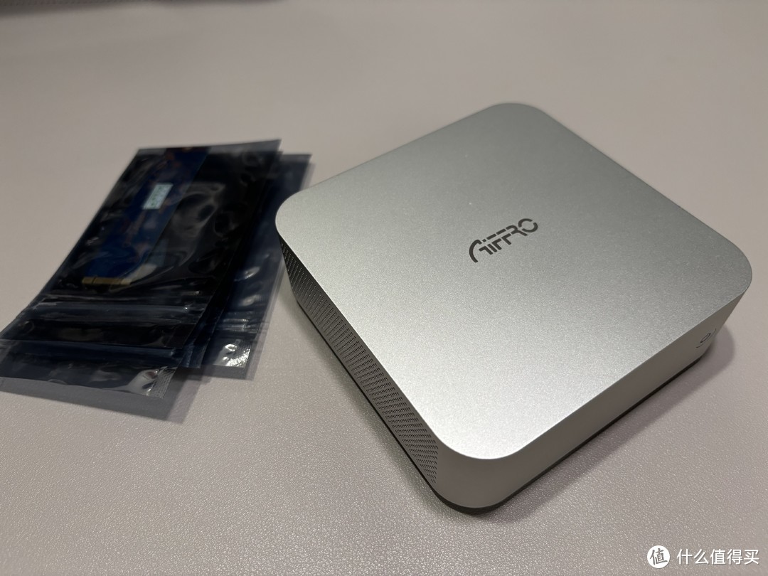 全闪 NAS + 飞牛OS，究竟有多强