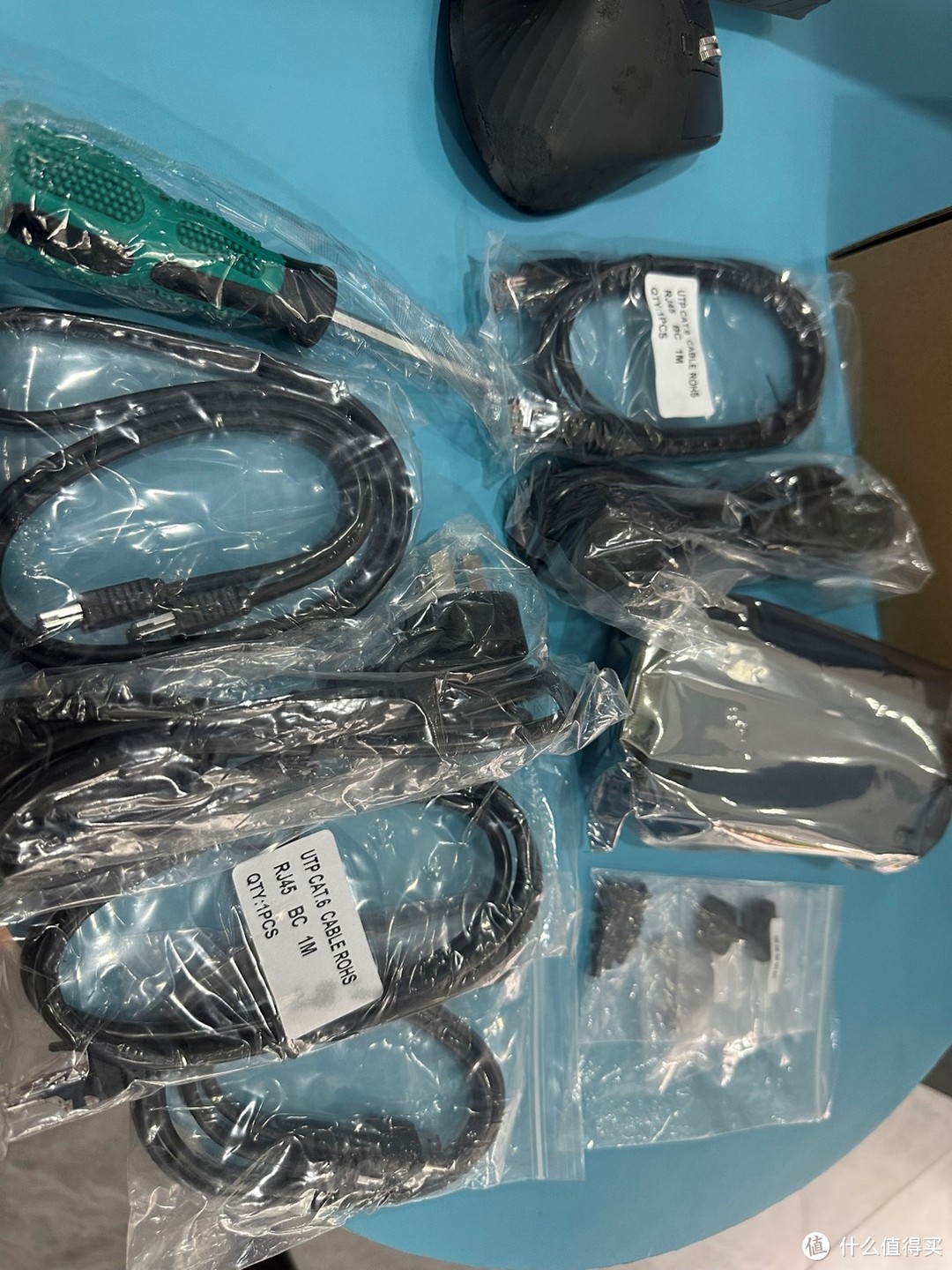 极空间企业级NAS P8评测之一开箱——目前进不了系统,建议现阶段不要购买 极空间企业级NAS P8评测之一开箱——目前进不了系统,建议现阶段不要购买