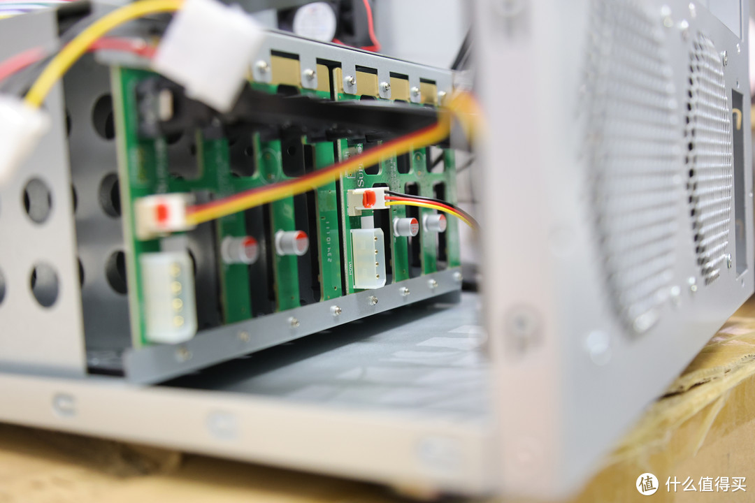 记录一次NAS装机,省心但不省钱~ 记录一次NAS装机,省心但不省钱~