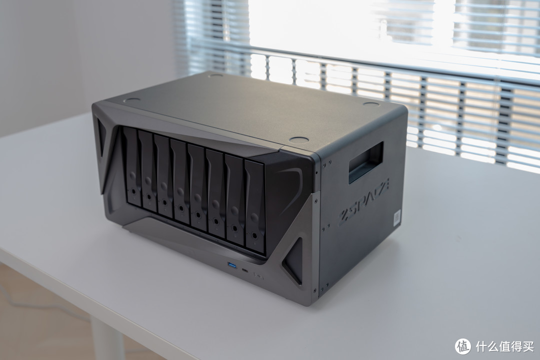 家用NAS厂家做企业级产品能行吗?资深网管来聊下极空间P8和EZOS 商用系统 家用NAS厂家做企业级产品能行吗?资深网管来聊下极空间P8和EZOS 商用系统