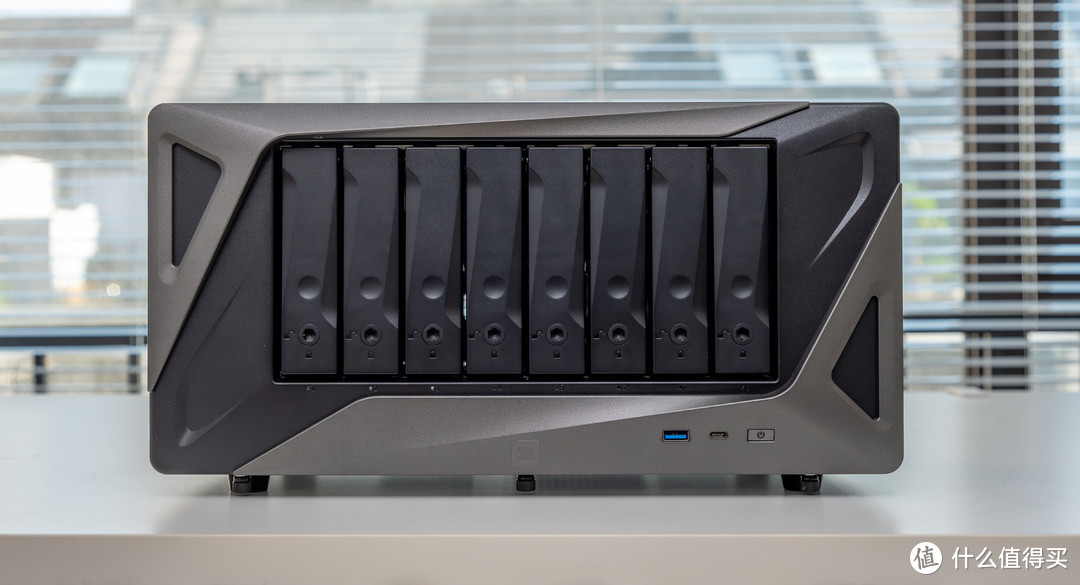 家用NAS厂家做企业级产品能行吗?资深网管来聊下极空间P8和EZOS 商用系统 家用NAS厂家做企业级产品能行吗?资深网管来聊下极空间P8和EZOS 商用系统