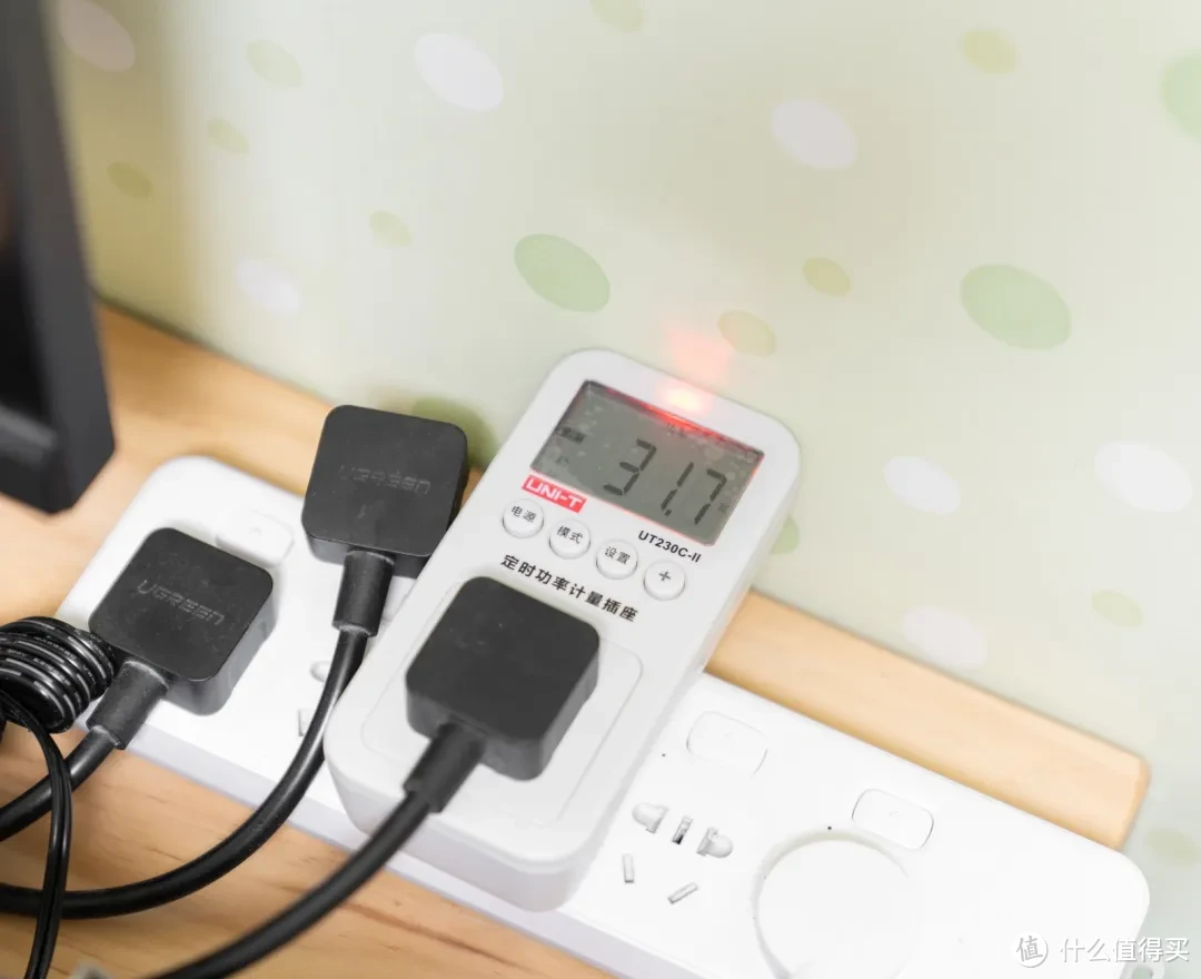 iStore OS和DSM的好伙伴，海康存储 R1 四盘位 NAS 开箱评测