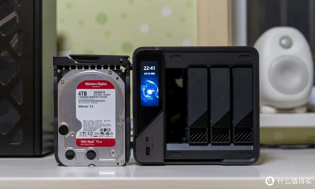 iStore OS和DSM的好伙伴，海康存储 R1 四盘位 NAS 开箱评测