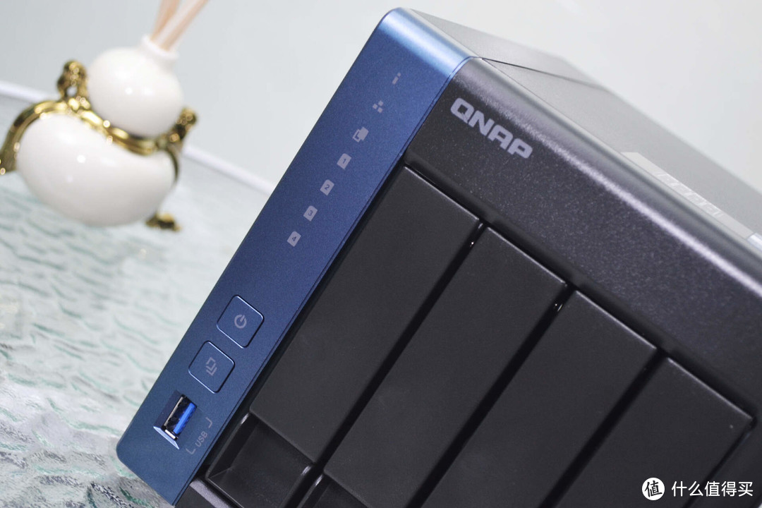 新手必看:从零开始玩转威联通TS-416 NAS 新手必看:从零开始玩转威联通TS-416 NAS