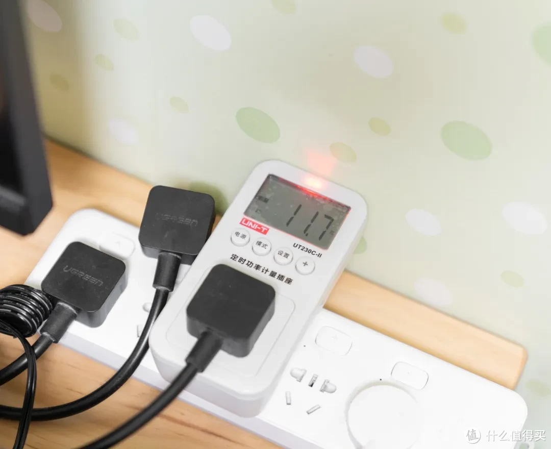 iStore OS和DSM的好伙伴，海康存储 R1 四盘位 NAS 开箱评测