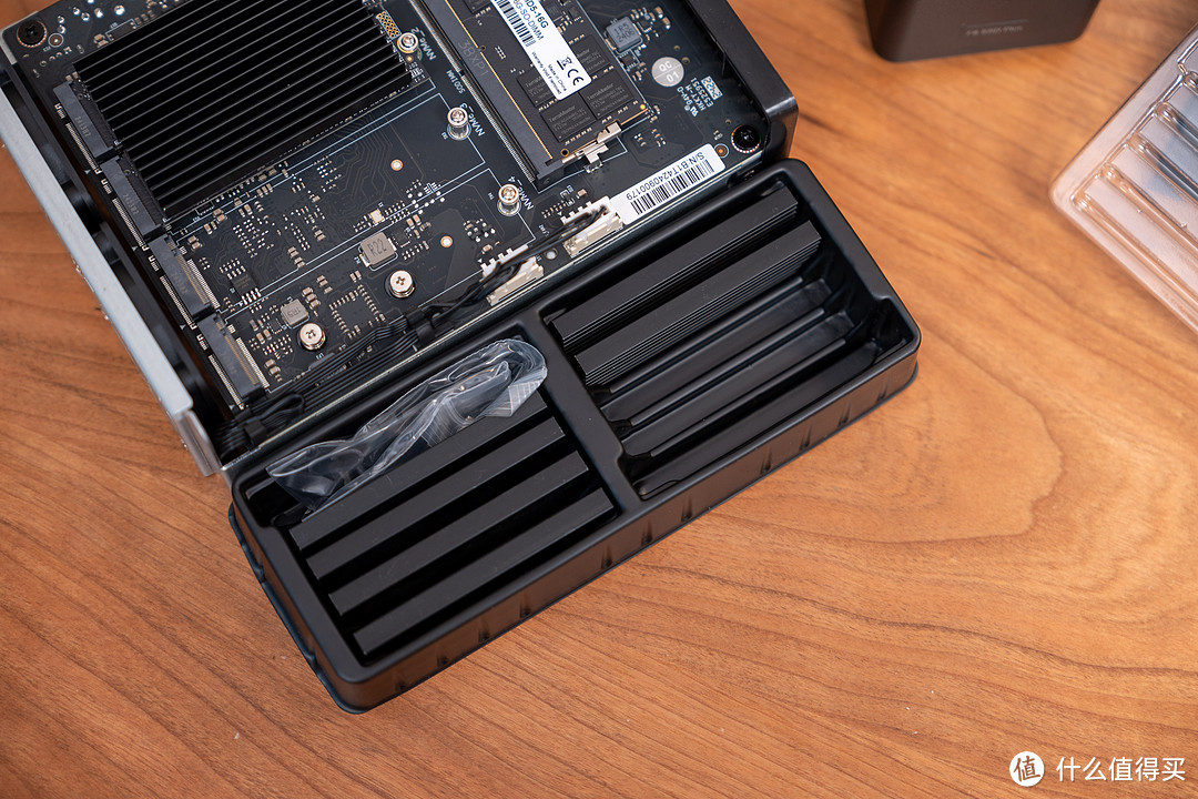 全闪NAS到底有什么用?是不是伪需求?铁威马八盘位全闪NAS F8 Plus解析 全闪NAS到底有什么用?是不是伪需求?铁威马八盘位全闪NAS F8 Plus解析