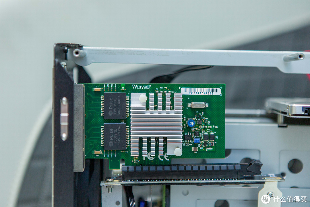 这些年折腾过的NAS第二十四期——来猜猜成本多少？J4125五网口三盘位ALL IN ONE改造！