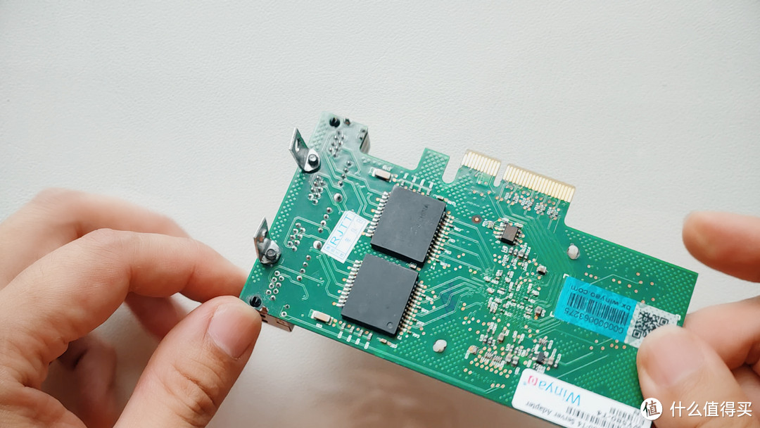 这些年折腾过的NAS第二十四期——来猜猜成本多少？J4125五网口三盘位ALL IN ONE改造！