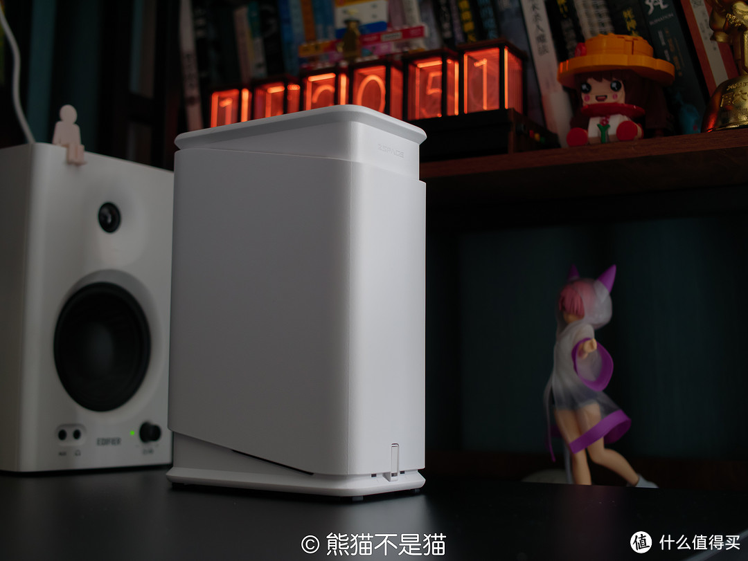 家庭数据中心，高颜值，高“回报”！最适合小白入门的NAS产品—极空间Z2Pro