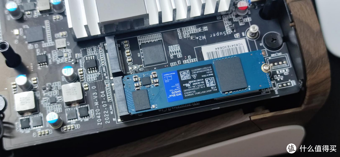 极空间Z4S：功能丰富、安全可靠的私有云产品，满足自媒体创作者的存储需求！