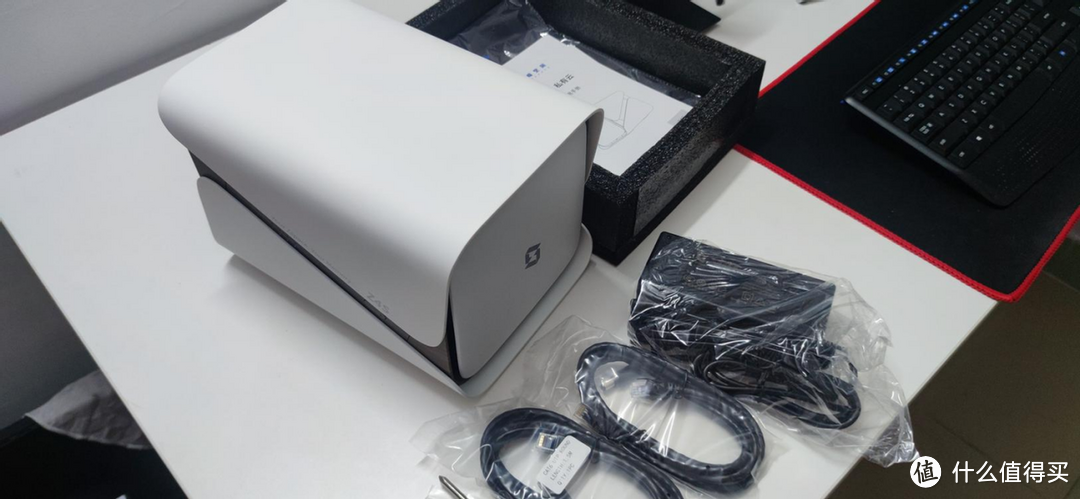 极空间Z4S：功能丰富、安全可靠的私有云产品，满足自媒体创作者的存储需求！