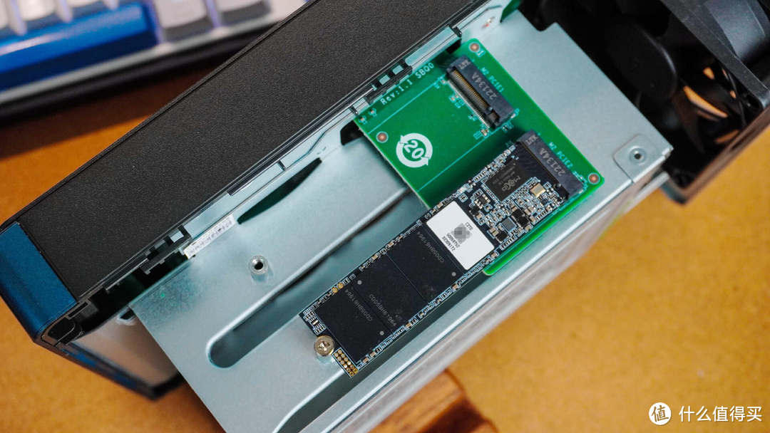 双盘位,AI图像优化,威联通TS-216为家用NAS立标杆 双盘位,AI图像优化,威联通TS-216为家用NAS立标杆