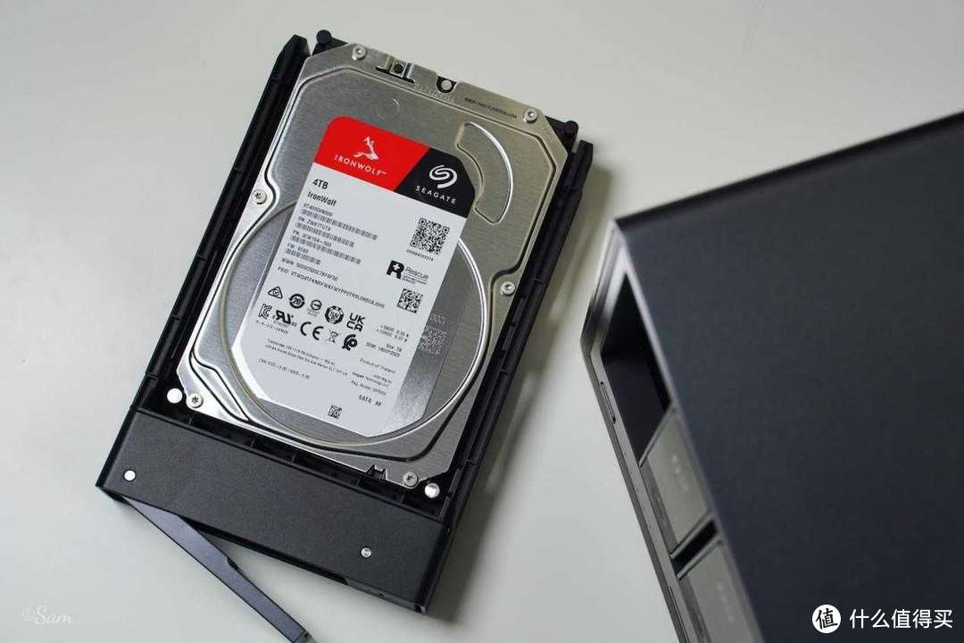 绿联DXP 4800评测:小白也能用好的专业级NAS 绿联DXP 4800评测:小白也能用好的专业级NAS